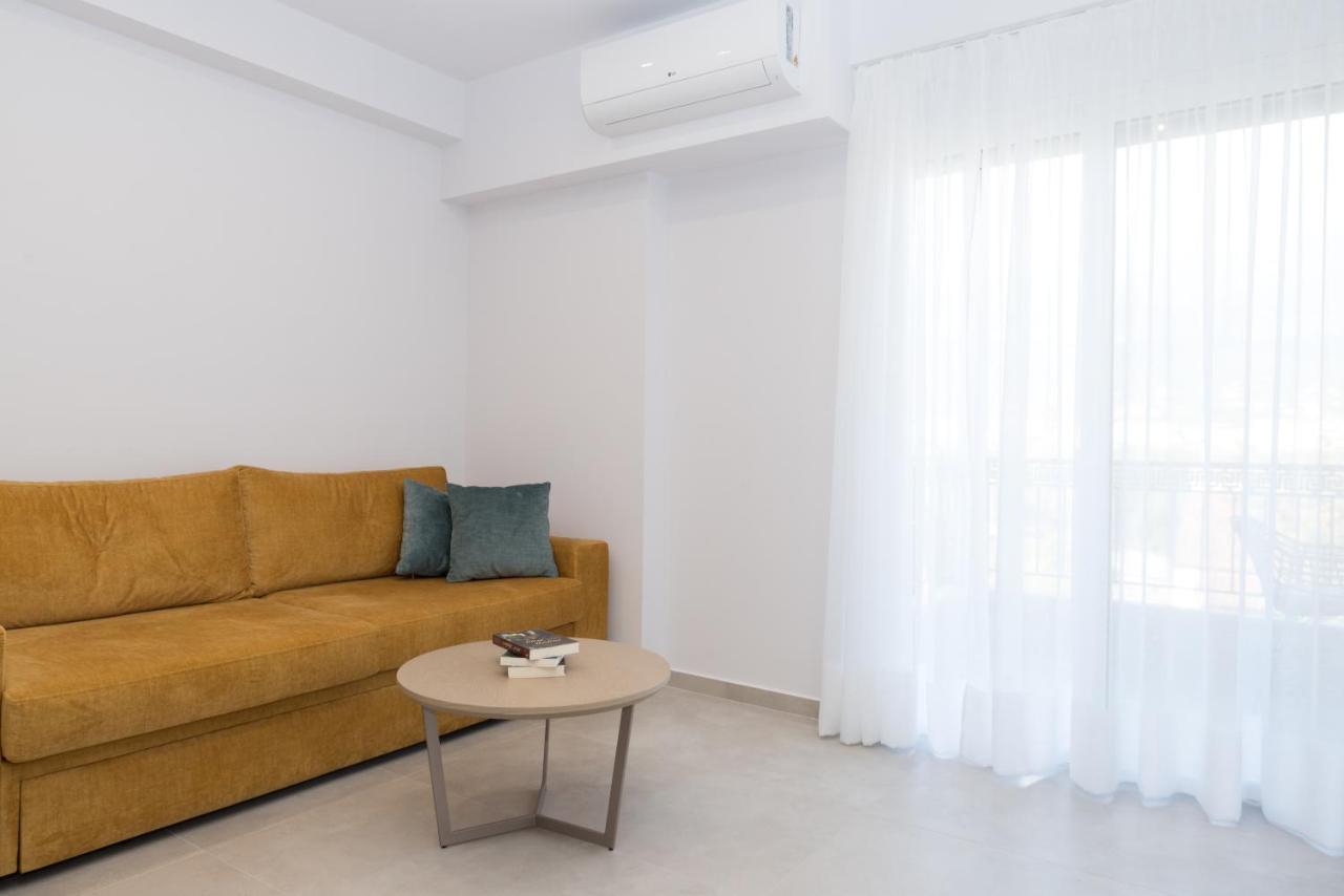 Naya Apartment Каламата Екстериор снимка