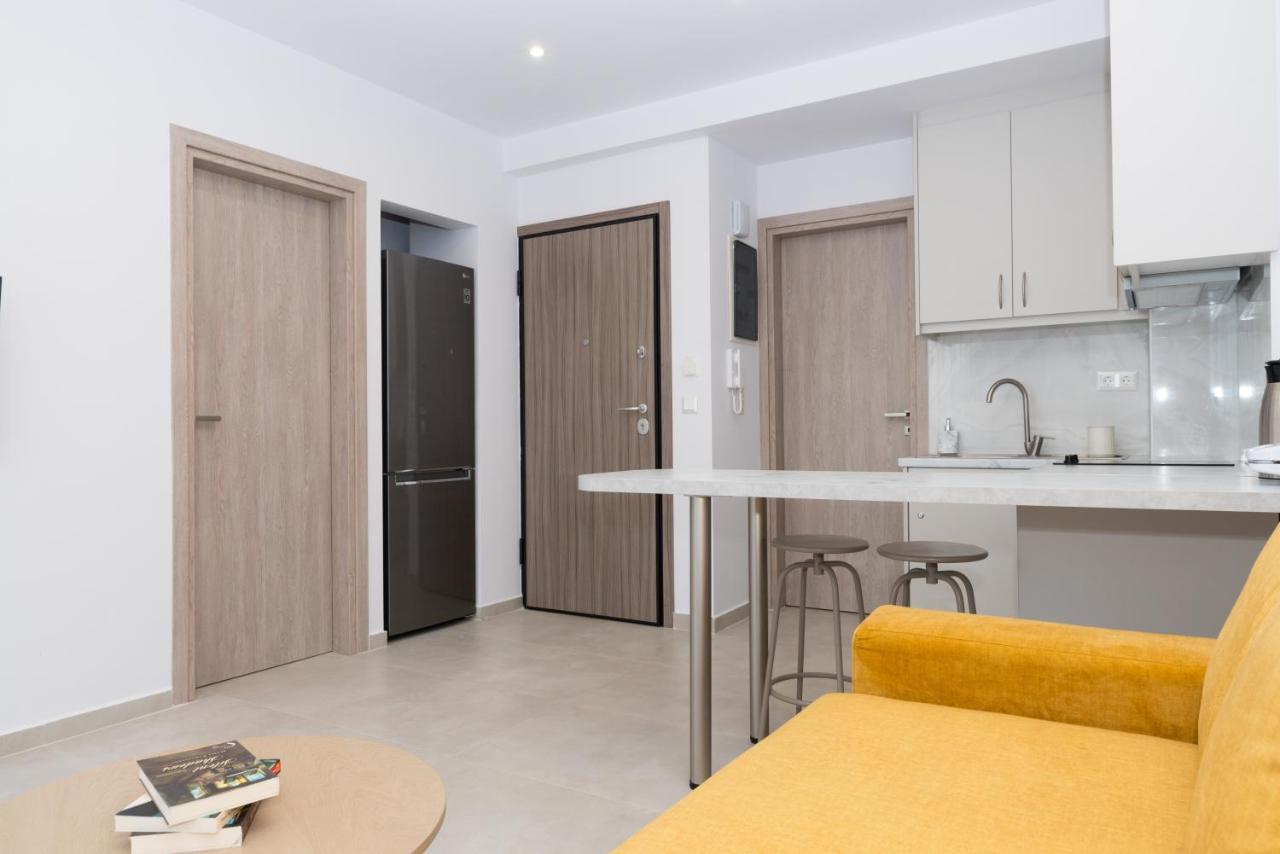 Naya Apartment Каламата Екстериор снимка